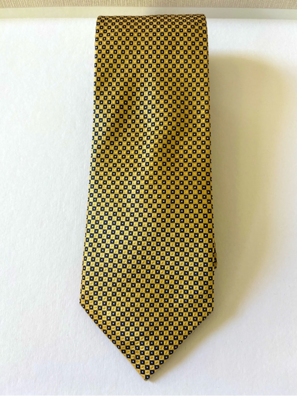 Blue & Gold Mens Patterned Silk Tie for Notre Dame Fans Haines & Bonner London